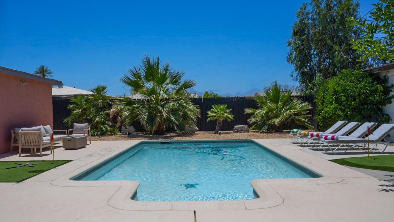 The Pink Cactus - Desert Retreat - Luxe Pool, Golf & Game Room Indio Esterno foto